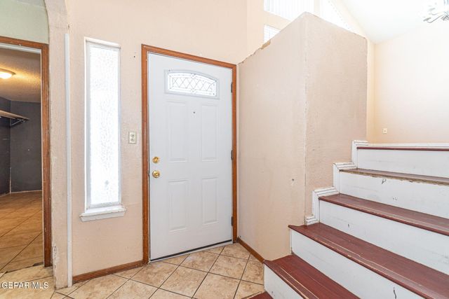 11648 Gordon Cooper Lane, El Paso, TX 79936