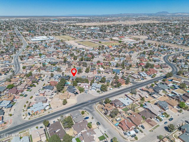 11648 Gordon Cooper Lane, El Paso, TX 79936