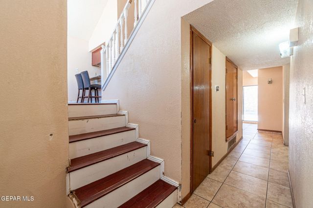 11648 Gordon Cooper Lane, El Paso, TX 79936