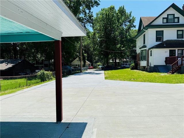 3926 Norledge Avenue, Kansas City, MO 64123