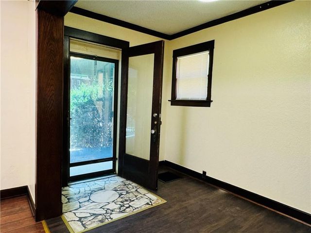 3926 Norledge Avenue, Kansas City, MO 64123