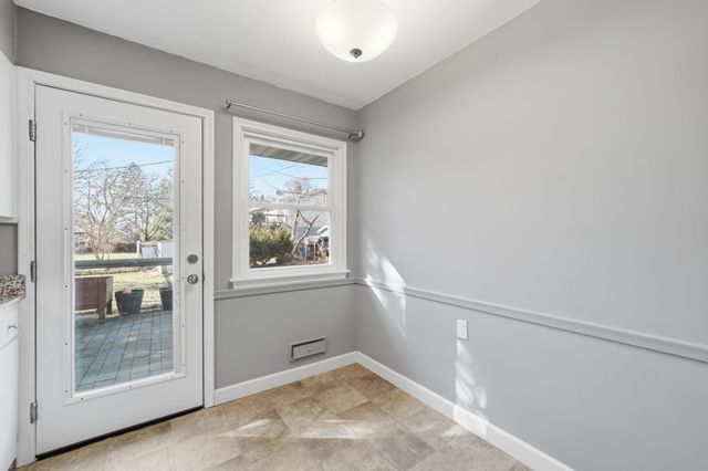 1605 W 72nd Street, Richfield, MN 55423