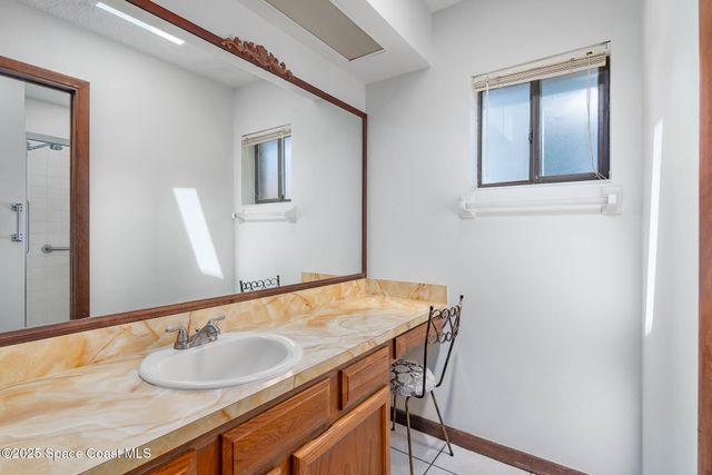 556 Escarole Street SE, Palm Bay, FL 32909