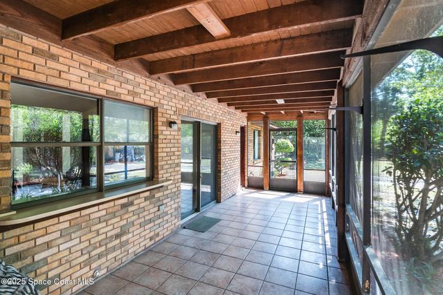 556 Escarole Street SE, Palm Bay, FL 32909