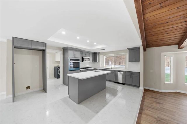 5385 Park, San Bernardino, CA 92404