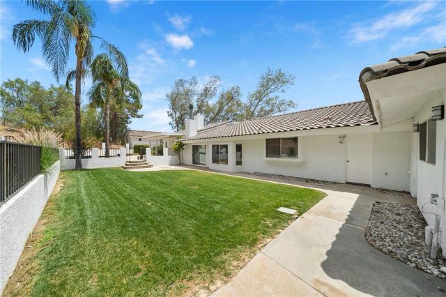 5385 Park, San Bernardino, CA 92404