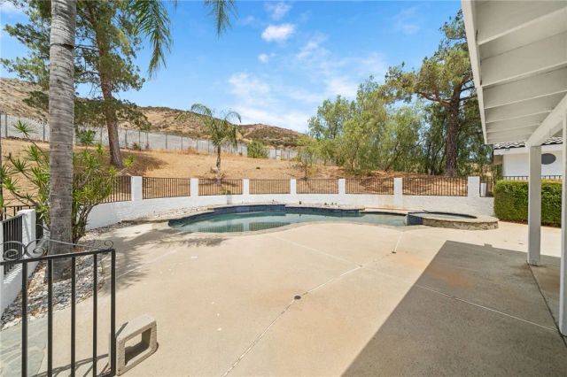 5385 Park, San Bernardino, CA 92404