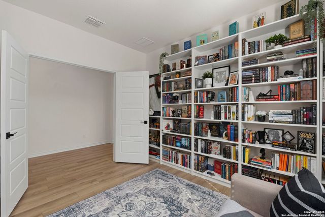 5522 Agave Spine, San Antonio, TX 78261