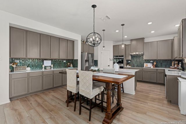 5522 Agave Spine, San Antonio, TX 78261