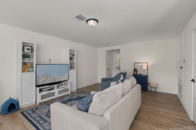 5522 Agave Spine, San Antonio, TX 78261