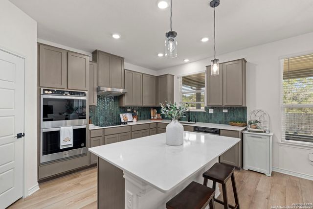 5522 Agave Spine, San Antonio, TX 78261