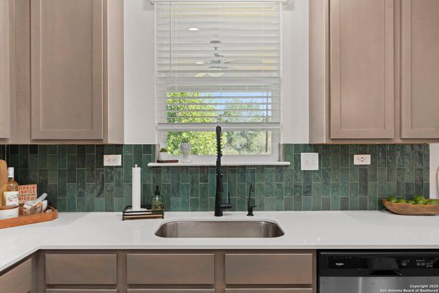 5522 Agave Spine, San Antonio, TX 78261