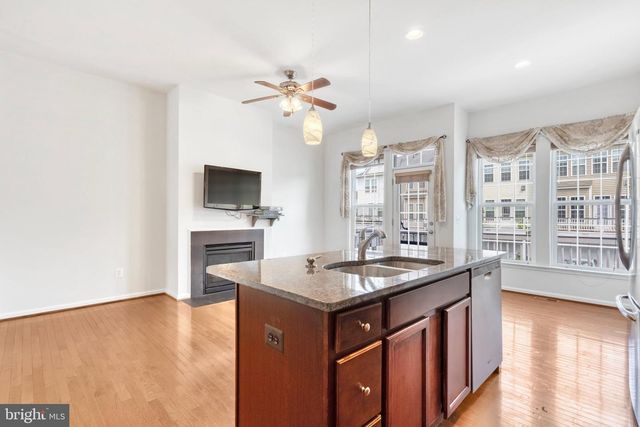 22653 VIENNA GREEN TER, Brambleton, VA 20148
