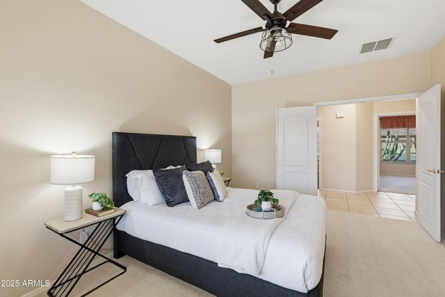 6951 S SENATE Street, Chandler, AZ 85249