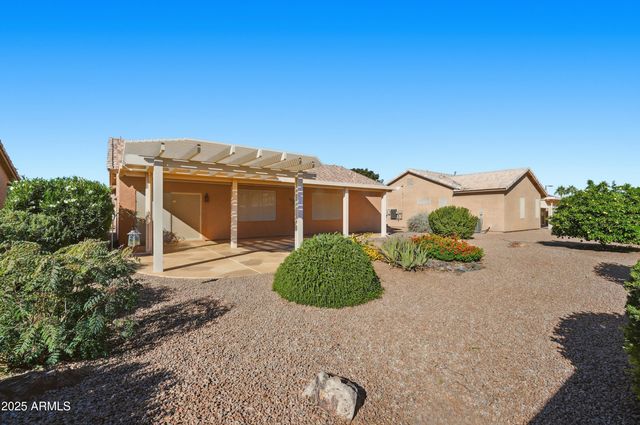 6951 S SENATE Street, Chandler, AZ 85249