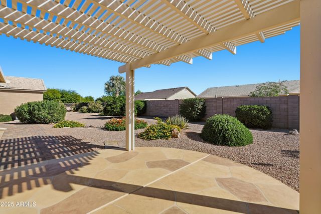 6951 S SENATE Street, Chandler, AZ 85249