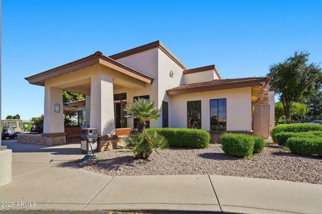 6951 S SENATE Street, Chandler, AZ 85249