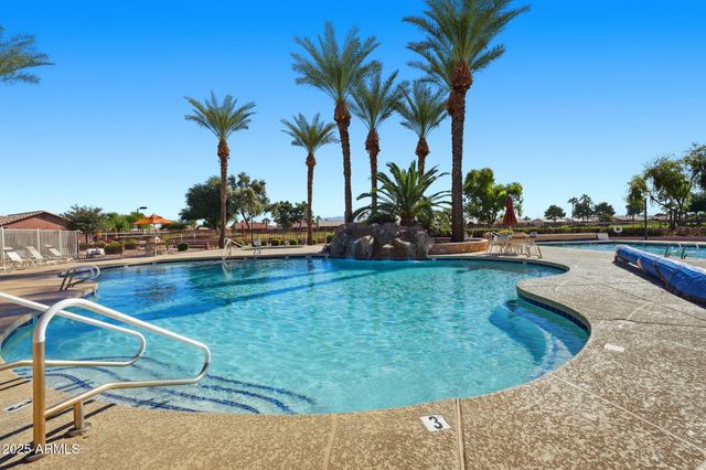 6951 S SENATE Street, Chandler, AZ 85249