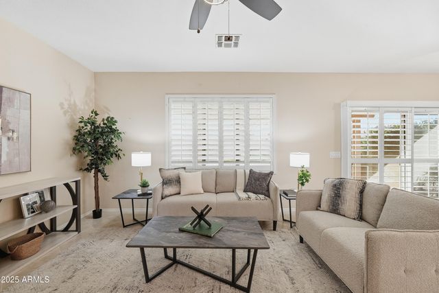 6951 S SENATE Street, Chandler, AZ 85249