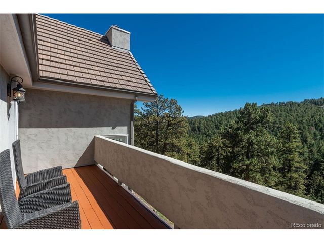 22594 Treetop Ln, Golden, CO 80401