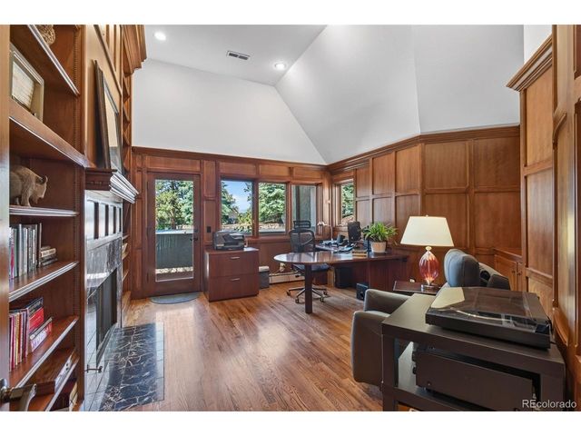 22594 Treetop Ln, Golden, CO 80401
