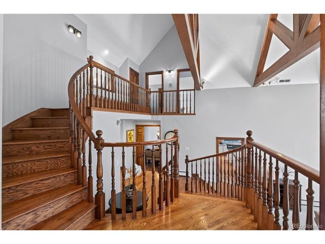 22594 Treetop Ln, Golden, CO 80401