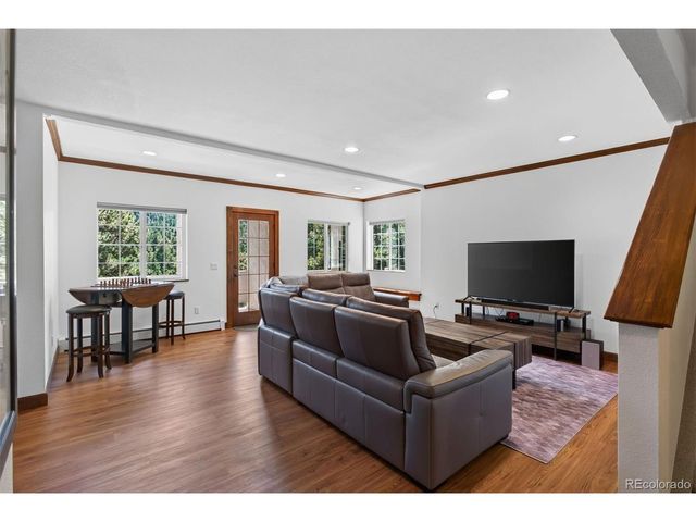22594 Treetop Ln, Golden, CO 80401