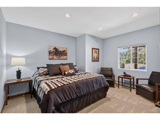 22594 Treetop Ln, Golden, CO 80401