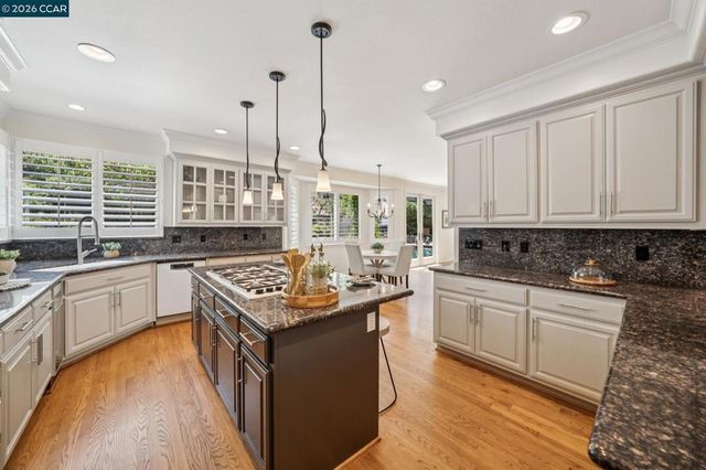 136 Lark Court, Alamo, CA 94507