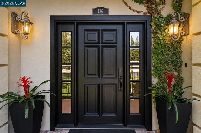 136 Lark Court, Alamo, CA 94507