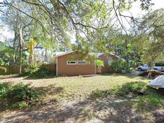 5813 ROSE LANE, Tampa, FL 33619