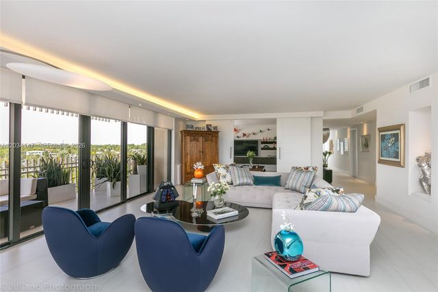 3 Grove Isle Drive C502, Miami, FL 33133