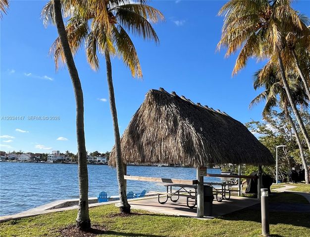 3 Grove Isle Drive C502, Miami, FL 33133