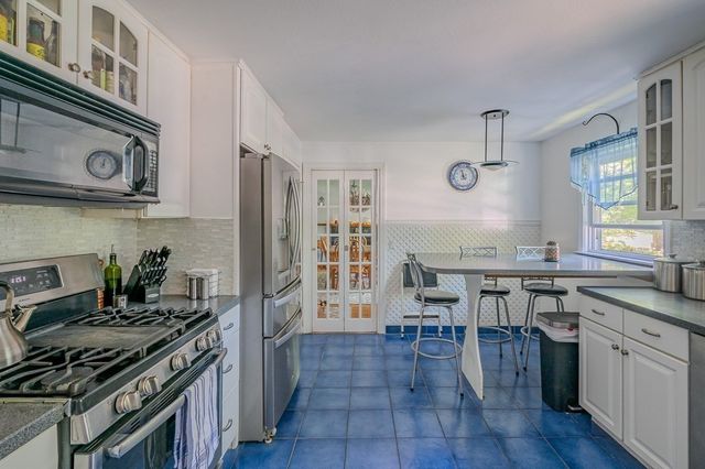 558 Spring St, Hanson, MA 02341