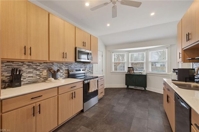 541 Long AVE, Chesapeake, VA 23322