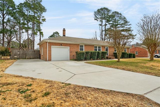 541 Long AVE, Chesapeake, VA 23322