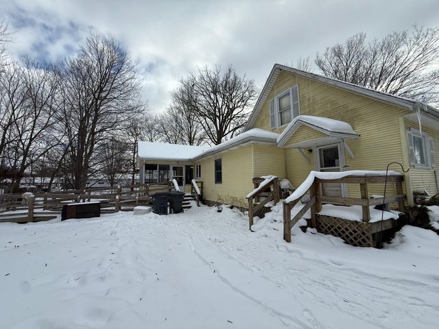 341 E MICHIGAN Avenue, Galesburg, MI 49053