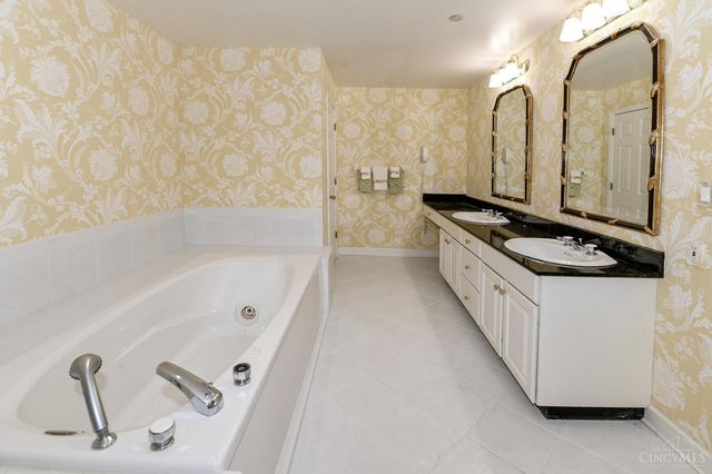 3435 Golden Avenue, Cincinnati, OH 45226