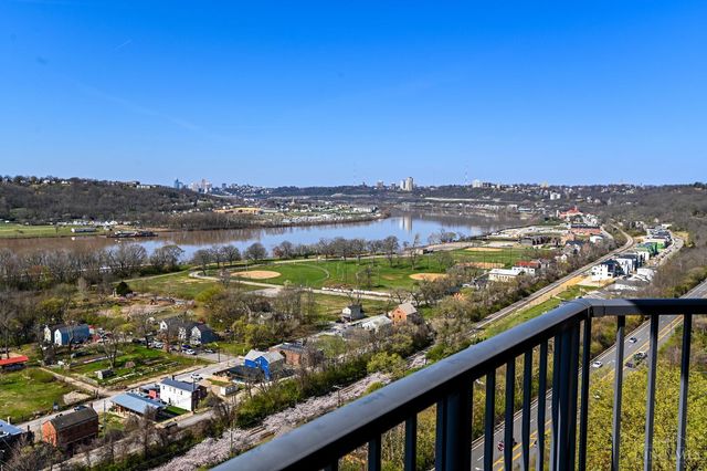 3435 Golden Avenue, Cincinnati, OH 45226