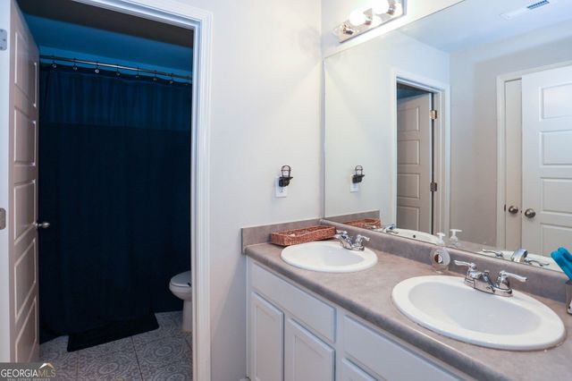 360 BUCKSHIRE Way, Mcdonough, GA 30253