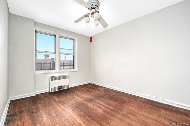 27-10 Parsons Boulevard 6H, Flushing, NY 11354