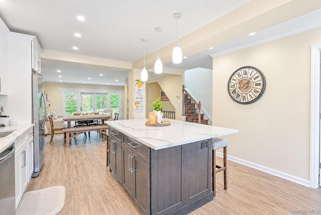 115 Woody Lane, Woodbury, NY 11797 — photo 5