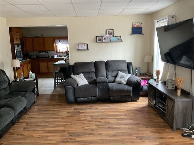 163 Cherry Street, Geneva City, NY 14456