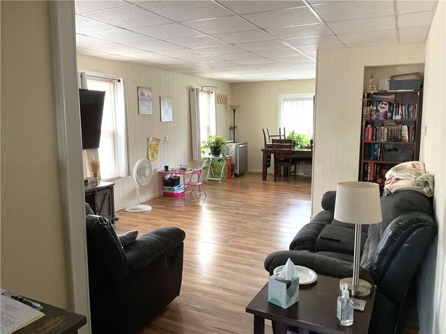 163 Cherry Street, Geneva City, NY 14456