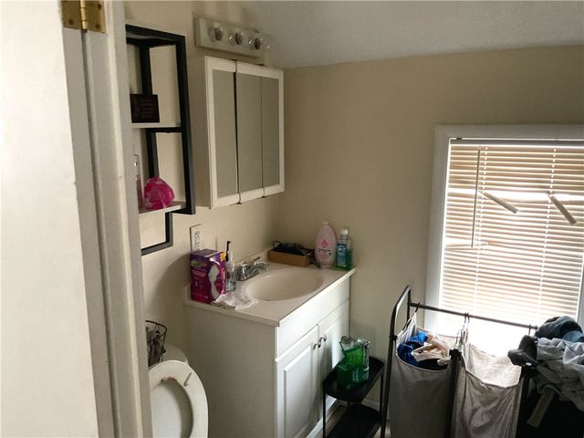 163 Cherry Street, Geneva City, NY 14456