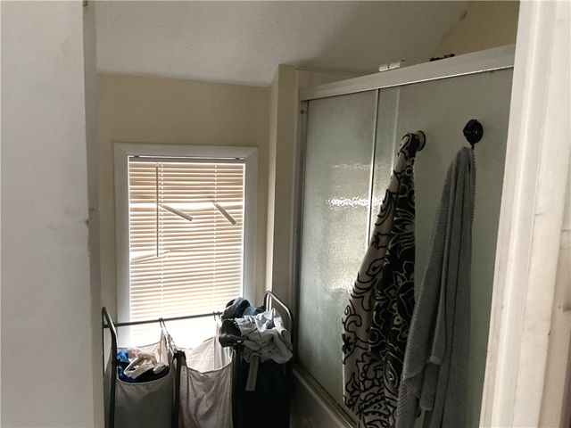 163 Cherry Street, Geneva City, NY 14456