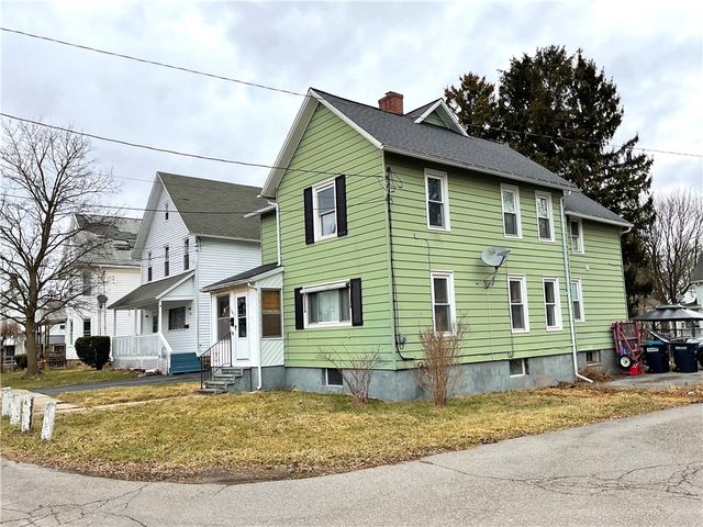 163 Cherry Street, Geneva City, NY 14456