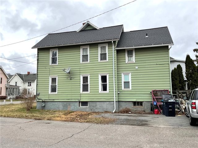 163 Cherry Street, Geneva City, NY 14456