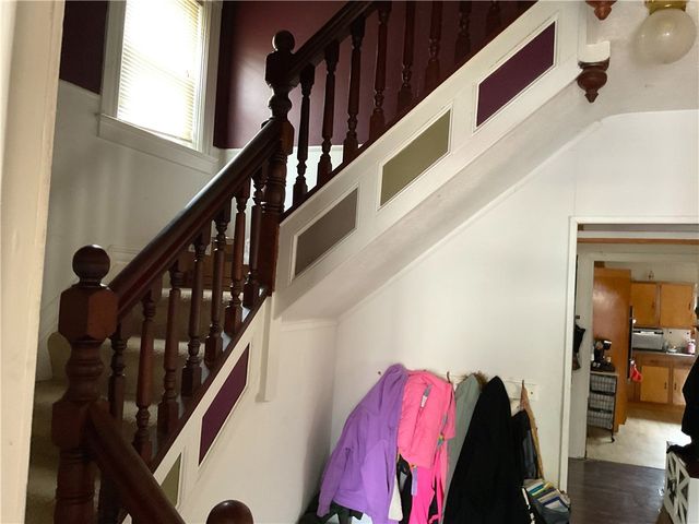 163 Cherry Street, Geneva City, NY 14456