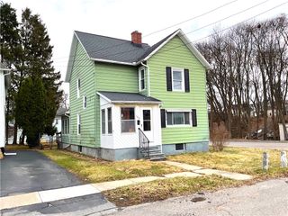 163 Cherry Street, Geneva City, NY 14456